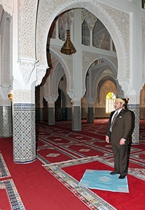 SM le Roi, Amir Al-Mouminine, inaugure la mosquée